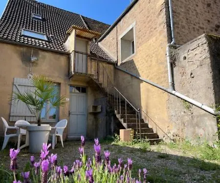 Au Soleil D'Or Hotel Pontaubert Buitenkant foto